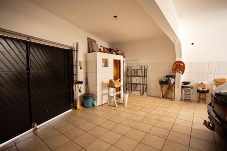 Casa à venda com 530m², 5 quartos e 7 vagas Casa à venda com 530m², 5 quartos e 7 vagasGaragem