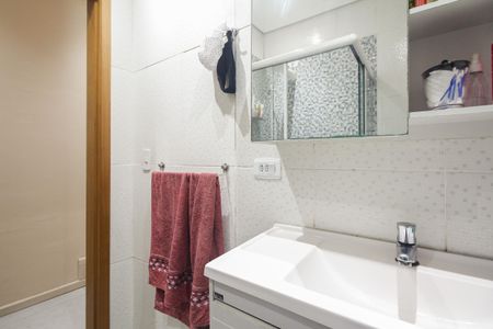 Casa à venda com 195m², 4 quartos e 2 vagasBanheiro 1