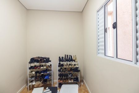 Casa à venda com 195m², 4 quartos e 2 vagasQuarto 1