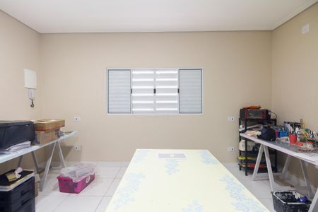 Casa à venda com 195m², 4 quartos e 2 vagasQuarto 4