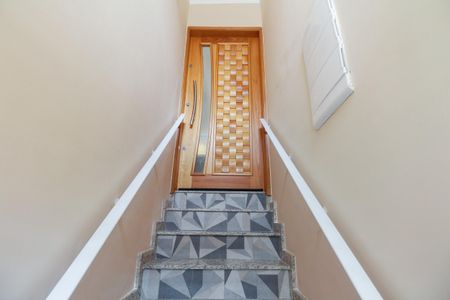 Casa à venda com 195m², 4 quartos e 2 vagasEntrada