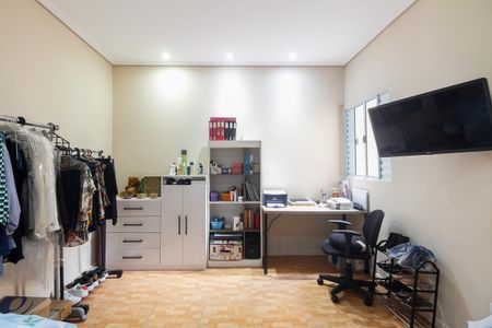 Casa à venda com 195m², 4 quartos e 2 vagasQuarto 3