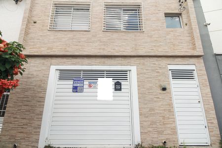 Casa à venda com 195m², 4 quartos e 2 vagasFachada e placa