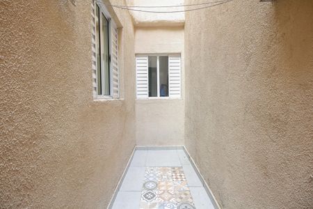 Casa à venda com 195m², 4 quartos e 2 vagasQuintal e Corredor de Acesso