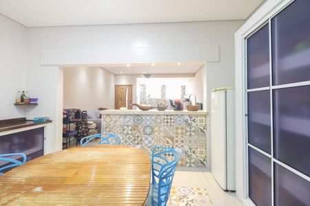 Casa à venda com 195m², 4 quartos e 2 vagasCozinha