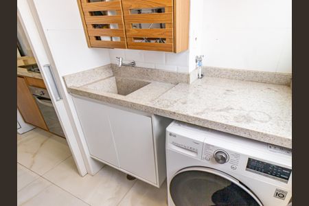 Apartamento à venda com 69m², 2 quartos e 2 vagasÁrea de Serviço
