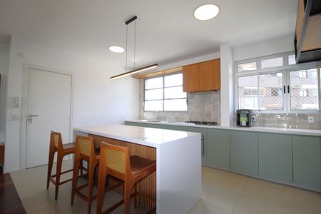 Apartamento à venda com 110m², 3 quartos e 1 vagaCozinha e Área de Serviço