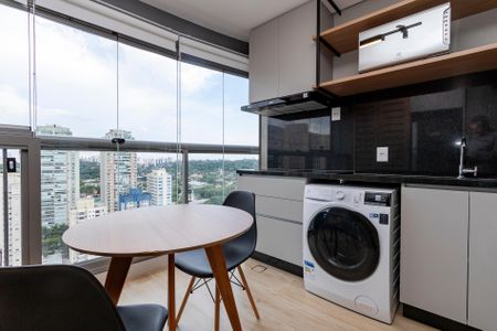 Apartamento para alugar com 32m², 1 quarto e 1 vaga Apartamento para alugar com 32m², 1 quarto e 1 vagaVaranda