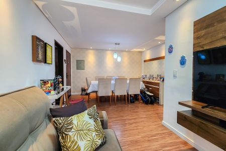 Apartamento à venda com 65m², 2 quartos e 2 vagasSala