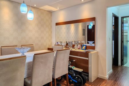 Apartamento à venda com 65m², 2 quartos e 2 vagasSala