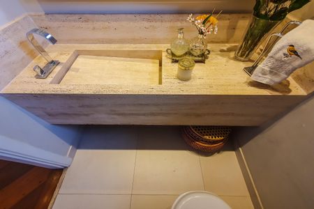 Apartamento à venda com 200m², 3 quartos e 3 vagasLavabo