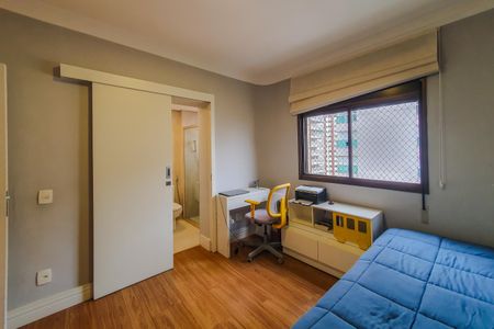 Apartamento à venda com 200m², 3 quartos e 3 vagasSuíte 1