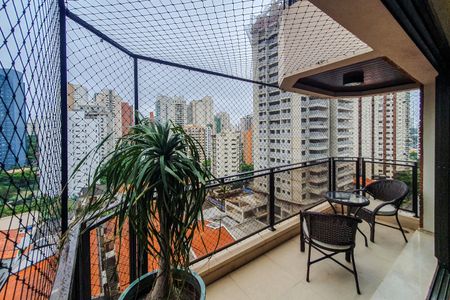 Apartamento à venda com 200m², 3 quartos e 3 vagasSacada/Sala