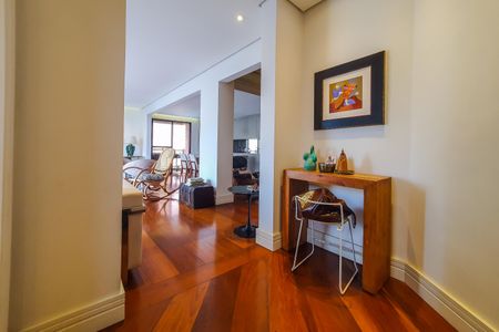 Apartamento à venda com 200m², 3 quartos e 3 vagasSala