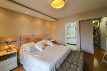 Apartamento à venda com 200m², 3 quartos e 3 vagasVista Suíte 3