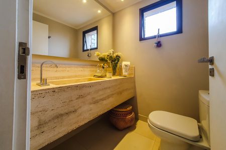 Apartamento à venda com 200m², 3 quartos e 3 vagasLavabo