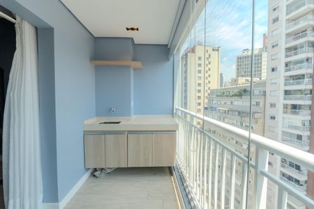 Apartamento para alugar com 97m², 1 quarto e 1 vagaVaranda