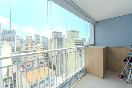 Apartamento para alugar com 97m², 1 quarto e 1 vagaVaranda