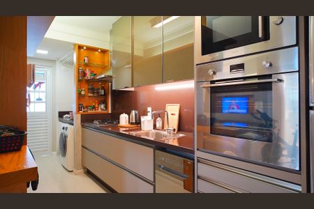 Apartamento para alugar com 107m², 3 quartos e 2 vagasCozinha