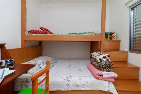 Casa à venda com 434m², 2 quartos e 5 vagas Casa à venda com 434m², 2 quartos e 5 vagasQuarto 2