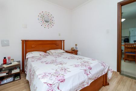 Casa à venda com 434m², 2 quartos e 5 vagas Casa à venda com 434m², 2 quartos e 5 vagasQuarto 1