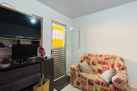 Casa para alugar com 35m², 2 quartos e 1 vaga Casa para alugar com 35m², 2 quartos e 1 vagaSala