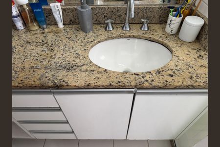 Apartamento para alugar com 96m², 3 quartos e 3 vagas Apartamento para alugar com 96m², 3 quartos e 3 vagasSuíte - Banheiro