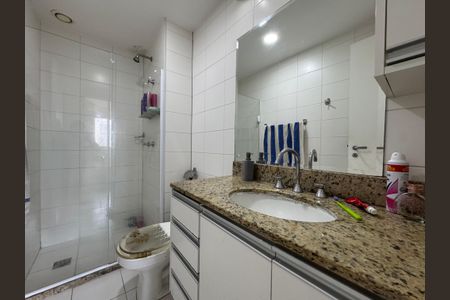 Apartamento para alugar com 96m², 3 quartos e 3 vagas Apartamento para alugar com 96m², 3 quartos e 3 vagasBanheiro Social