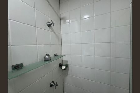 Apartamento para alugar com 96m², 3 quartos e 3 vagas Apartamento para alugar com 96m², 3 quartos e 3 vagasCozinha e Área de Serviço - Banheiro