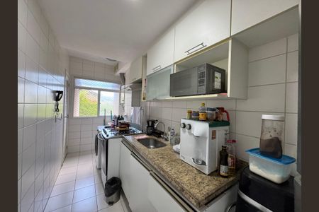 Apartamento para alugar com 96m², 3 quartos e 3 vagas Apartamento para alugar com 96m², 3 quartos e 3 vagasCozinha e Área de Serviço