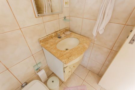 Casa à venda com 119m², 2 quartos e 2 vagasBanheiro