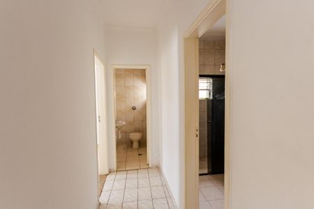 Casa à venda com 119m², 2 quartos e 2 vagasCorredor