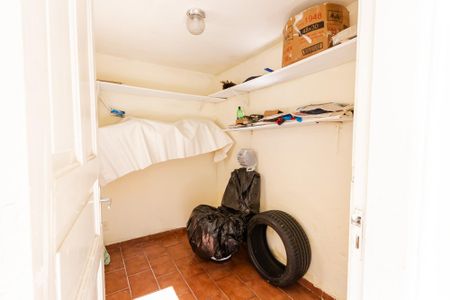 Casa à venda com 119m², 2 quartos e 2 vagasQuarto de Serviço