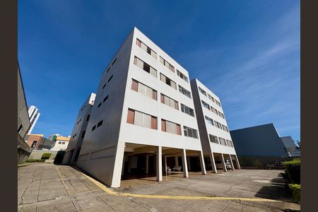 Apartamento à venda com 110m², 3 quartos e 1 vaga Apartamento à venda com 110m², 3 quartos e 1 vagaFachada do bloco