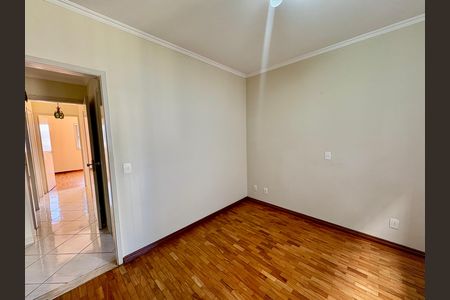 Apartamento à venda com 110m², 3 quartos e 1 vaga Apartamento à venda com 110m², 3 quartos e 1 vagaSuíte