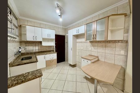 Apartamento à venda com 110m², 3 quartos e 1 vaga Apartamento à venda com 110m², 3 quartos e 1 vagaCozinha