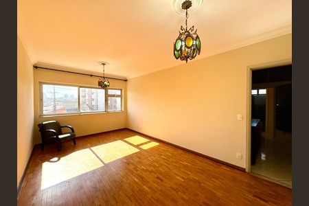 Apartamento à venda com 110m², 3 quartos e 1 vaga Apartamento à venda com 110m², 3 quartos e 1 vagaSala