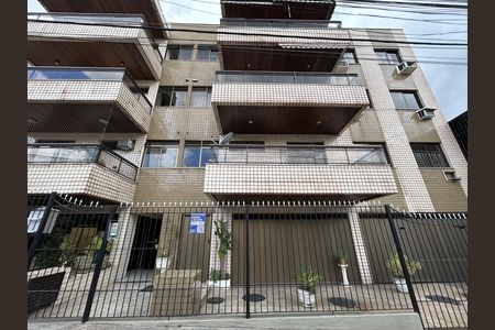 Apartamento para alugar com 66m², 2 quartos e 1 vagaFachada + plaquinha