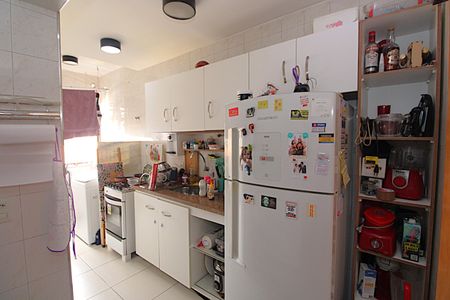 Apartamento para alugar com 66m², 2 quartos e 1 vagaCozinha