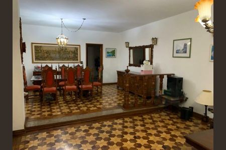 Casa à venda com 350m², 4 quartos e 3 vagas