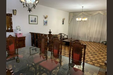 Casa à venda com 350m², 4 quartos e 3 vagas
