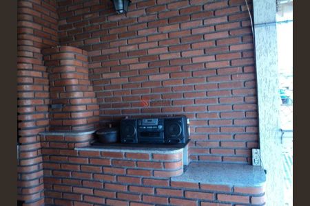 Casa à venda com 200m², 3 quartos e 2 vagas