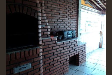 Casa à venda com 200m², 3 quartos e 2 vagas