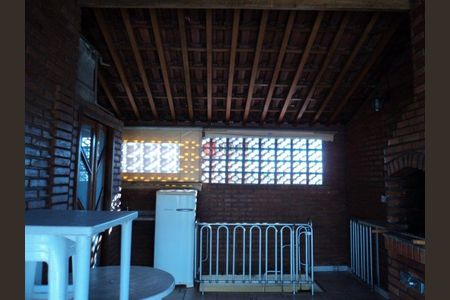 Casa à venda com 200m², 3 quartos e 2 vagas