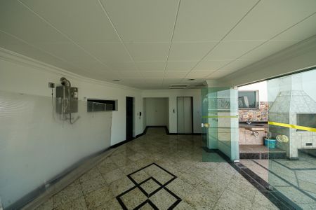 Apartamento à venda com 420m², 4 quartos e 6 vagas Apartamento à venda com 420m², 4 quartos e 6 vagasÁrea gourmet