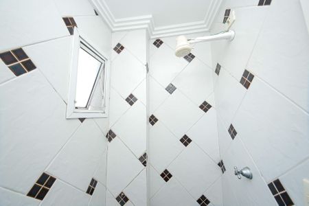 Apartamento à venda com 420m², 4 quartos e 6 vagas Apartamento à venda com 420m², 4 quartos e 6 vagasBanheiro de serviço