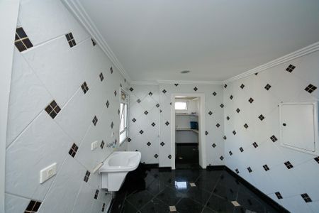 Apartamento à venda com 420m², 4 quartos e 6 vagas Apartamento à venda com 420m², 4 quartos e 6 vagasÁrea de Serviço