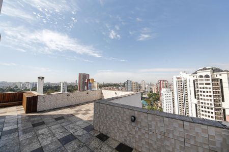 Apartamento à venda com 420m², 4 quartos e 6 vagas Apartamento à venda com 420m², 4 quartos e 6 vagasTerraço 2