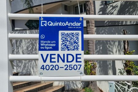 Apartamento à venda com 420m², 4 quartos e 6 vagas Apartamento à venda com 420m², 4 quartos e 6 vagasPlaquinha