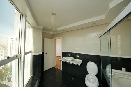 Apartamento à venda com 420m², 4 quartos e 6 vagas Apartamento à venda com 420m², 4 quartos e 6 vagasSuíte 4 Banheiro